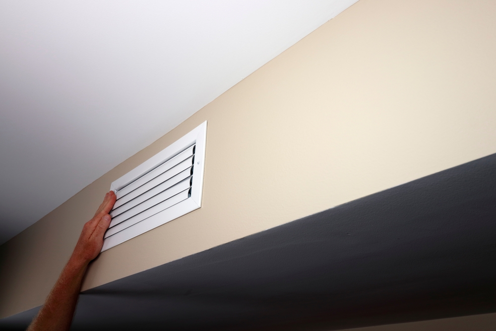 Does closing vents in unused rooms help or hurt efficiency